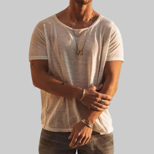 Men's Short Sleeve T-Shirt with Round Neck and Relaxed Fit