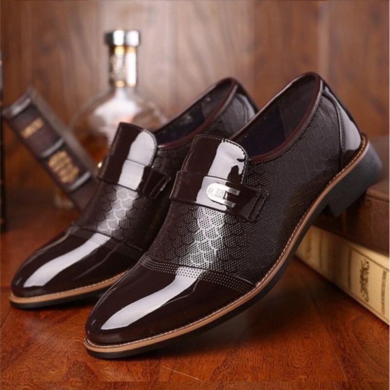 Men's Slip-On Dress Loafers with Pointed Toe and Metallic Detail
