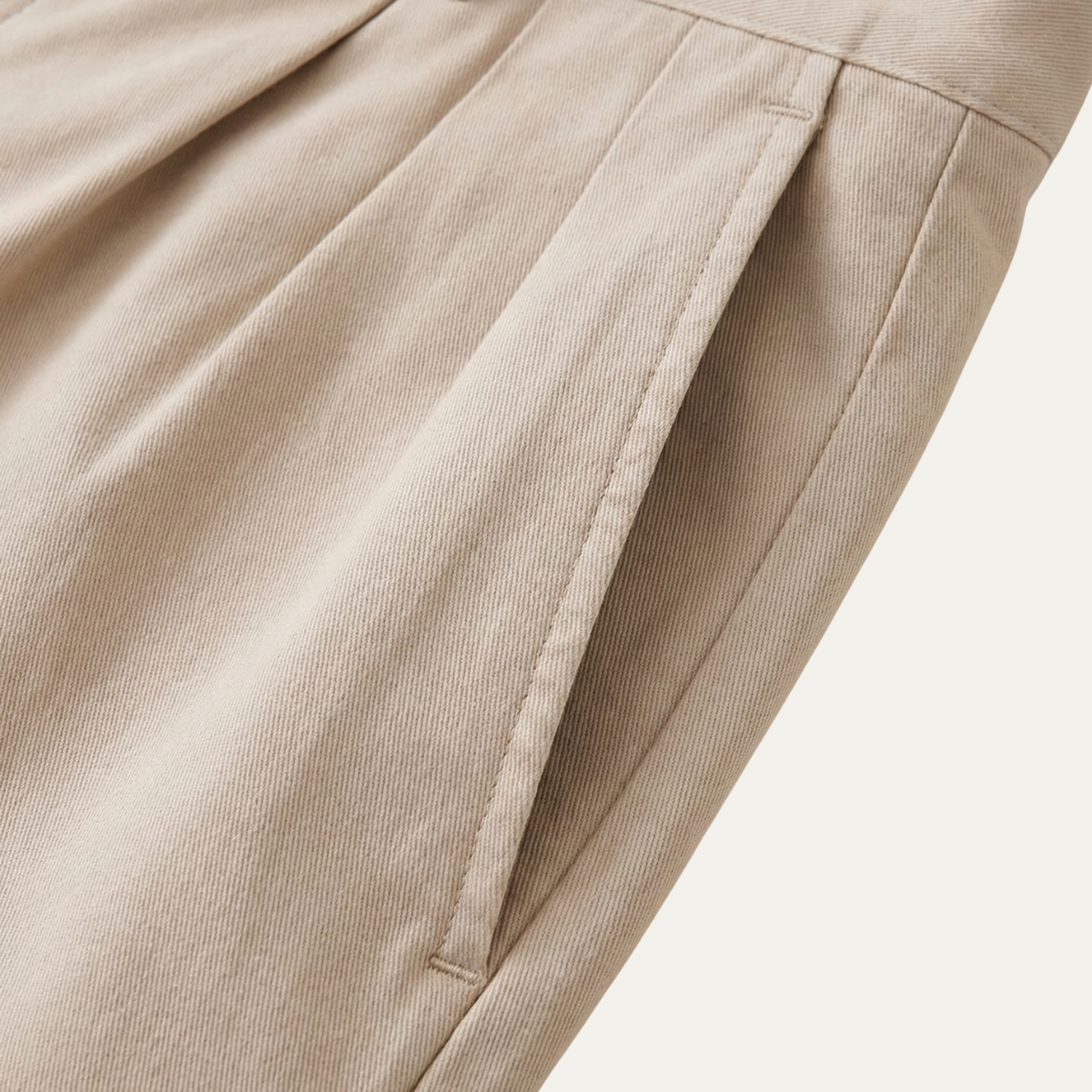 Men's Tailored Chino Shorts with Pleated Front and Cuffed Hem