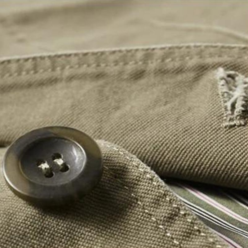 Men's Casual Blazer with Notched Lapel and Three-Button Closure
