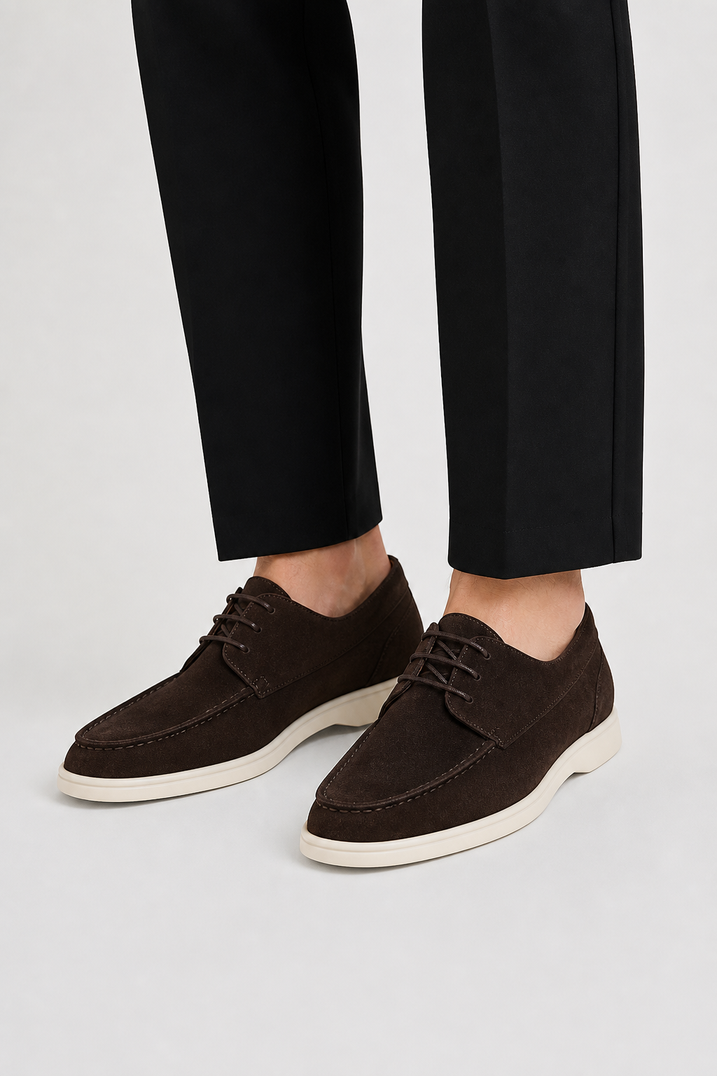 Men's Lace-Up Loafers with Moc Toe and White Sole