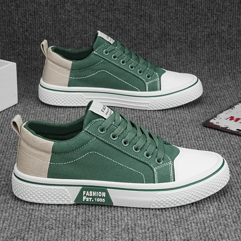 Men's Low-Top Canvas Sneakers with Lace-Up Closure and Cushioned Sole