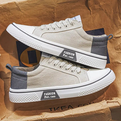 Men's Low-Top Canvas Sneakers with Lace-Up Closure and Cushioned Sole
