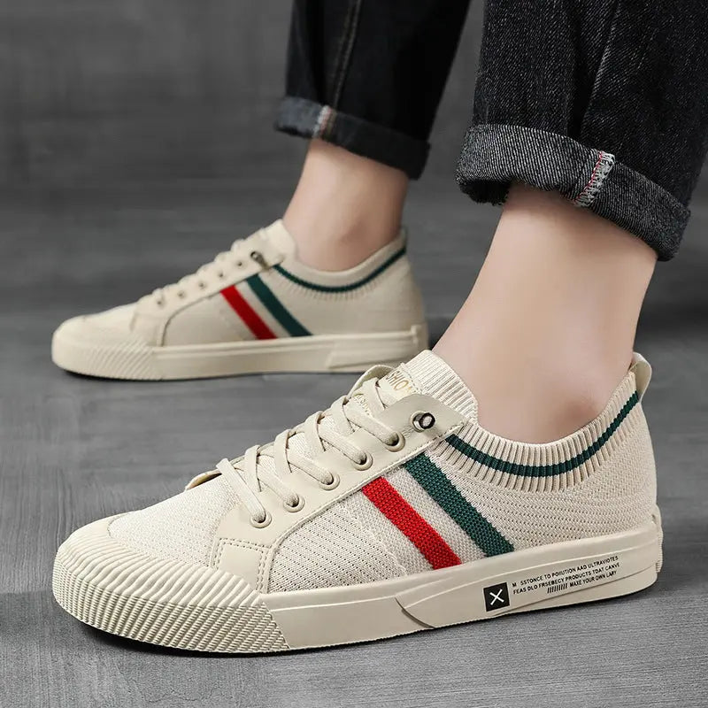 Men's Low-Top Sneakers with Striped Knit Upper and Lace-Up Closure