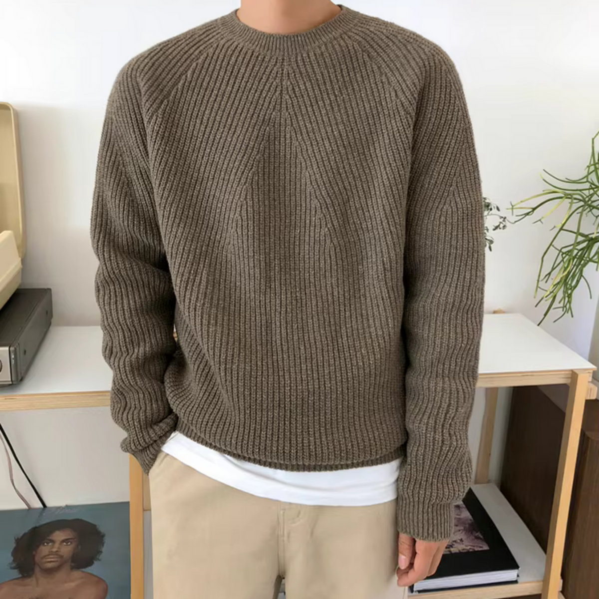 Men's Ribbed Sweater with Round Neck and Long Sleeves
