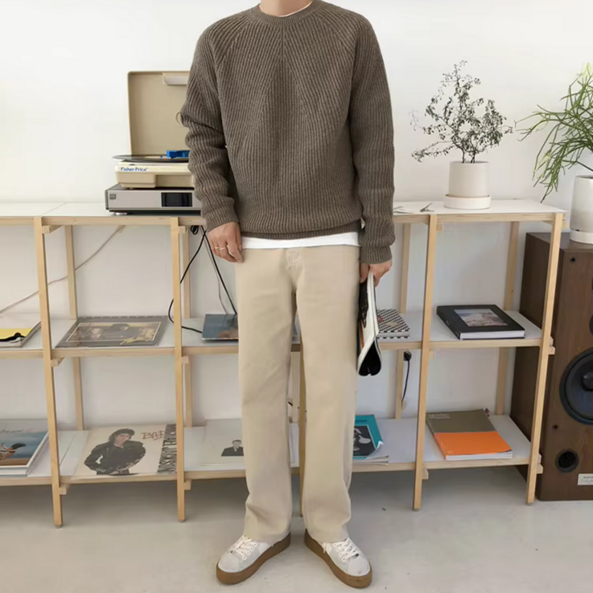 Men's Ribbed Sweater with Round Neck and Long Sleeves