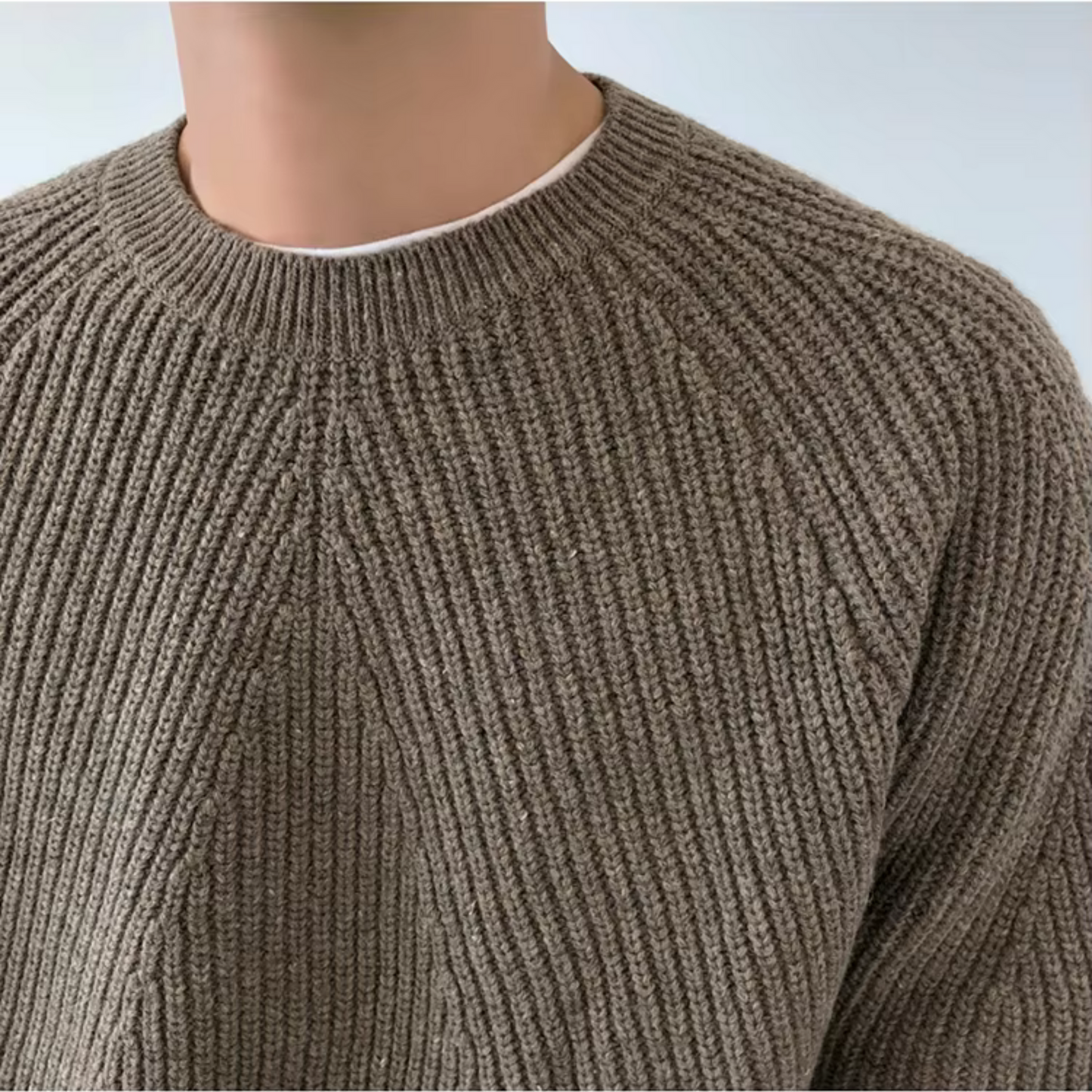 Men's Ribbed Sweater with Round Neck and Long Sleeves