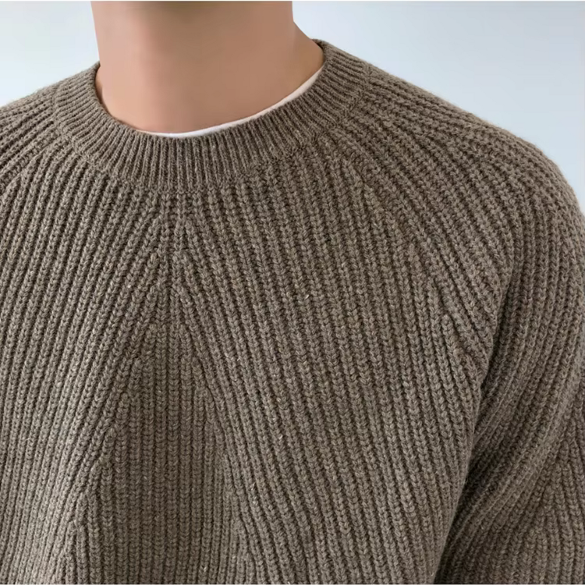 Men's Ribbed Sweater with Round Neck and Long Sleeves