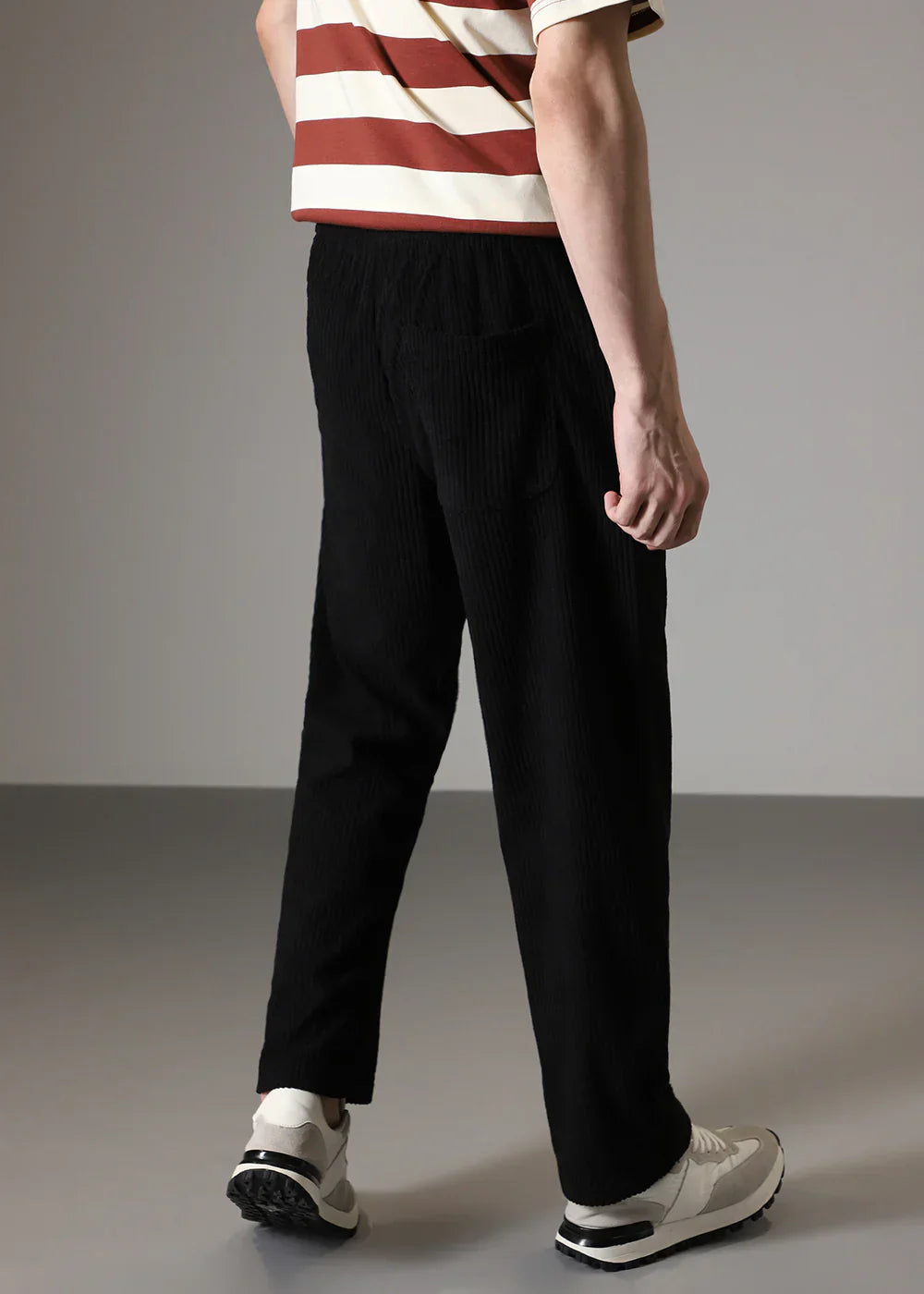 Men's Ribbed Wide-Leg Trousers with Drawstring Waist