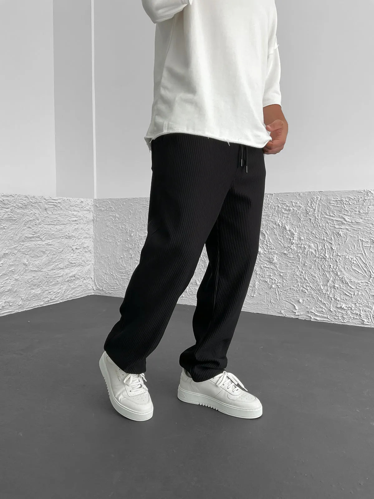 Men's Ribbed Wide-Leg Trousers with Drawstring Waist