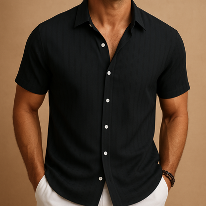 Men's Short Sleeve Button-Up Shirt with Striped Texture and Classic Collar
