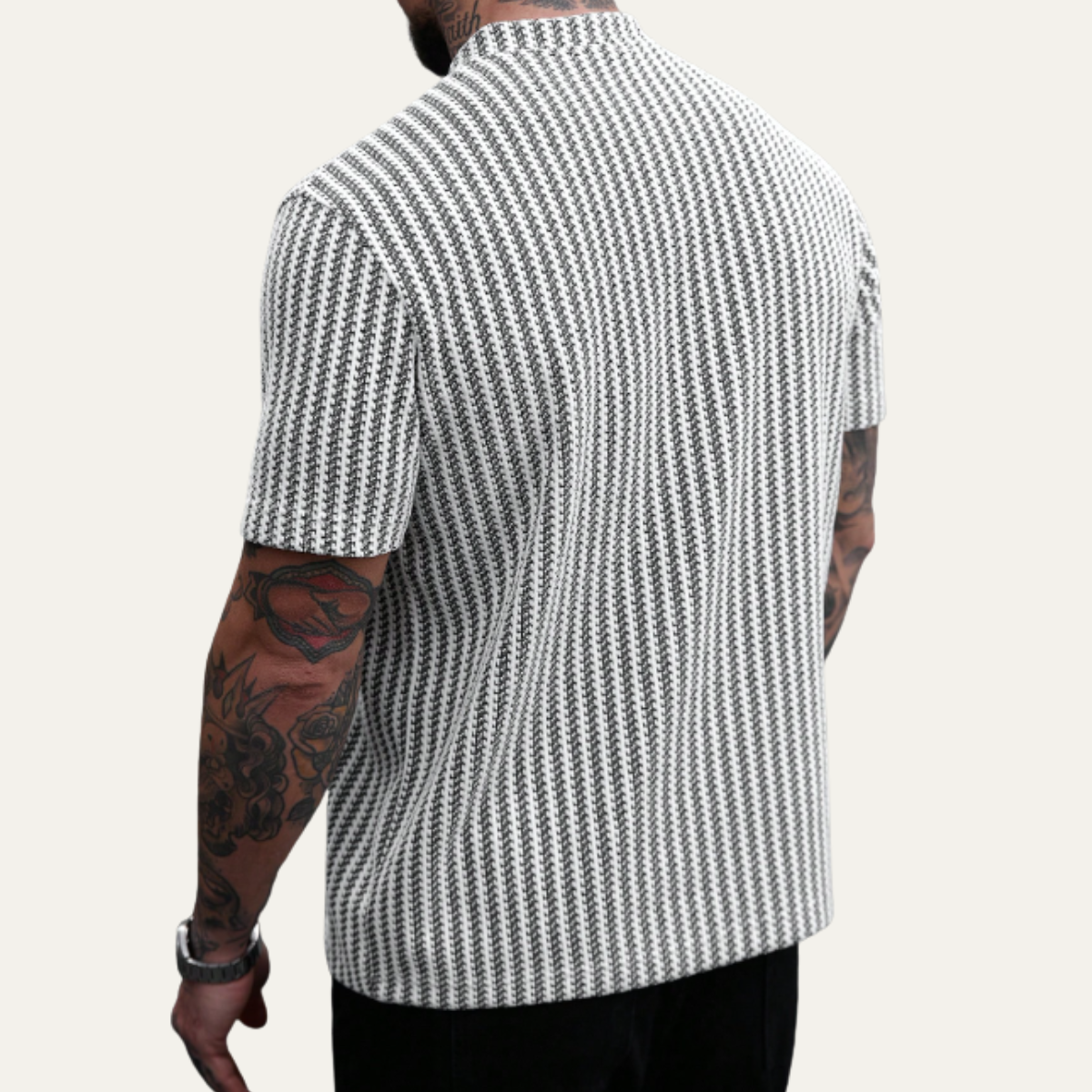 Men's Short Sleeve Polo Shirt with Textured Pattern and Button Collar