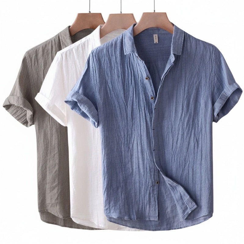 Men's Short Sleeve Shirt with Classic Collar and Button Closure