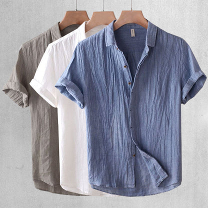 Men's Short Sleeve Shirt with Classic Collar and Button Closure