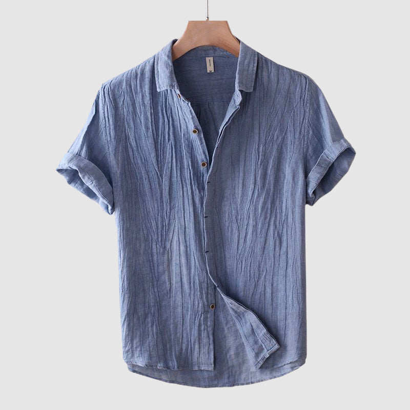 Men's Short Sleeve Shirt with Classic Collar and Button Closure