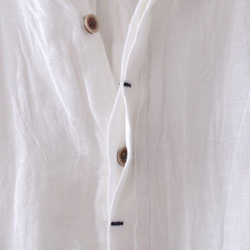 Men's Short Sleeve Shirt with Classic Collar and Button Closure