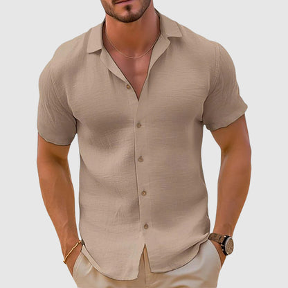 Men's Short Sleeve Shirt with Open Collar and Button Closure