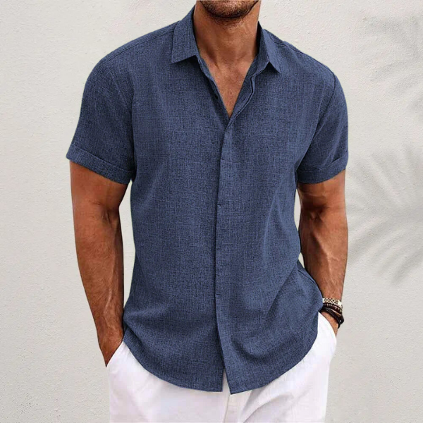 Men's Short Sleeve Shirt with Open Collar and Button Front