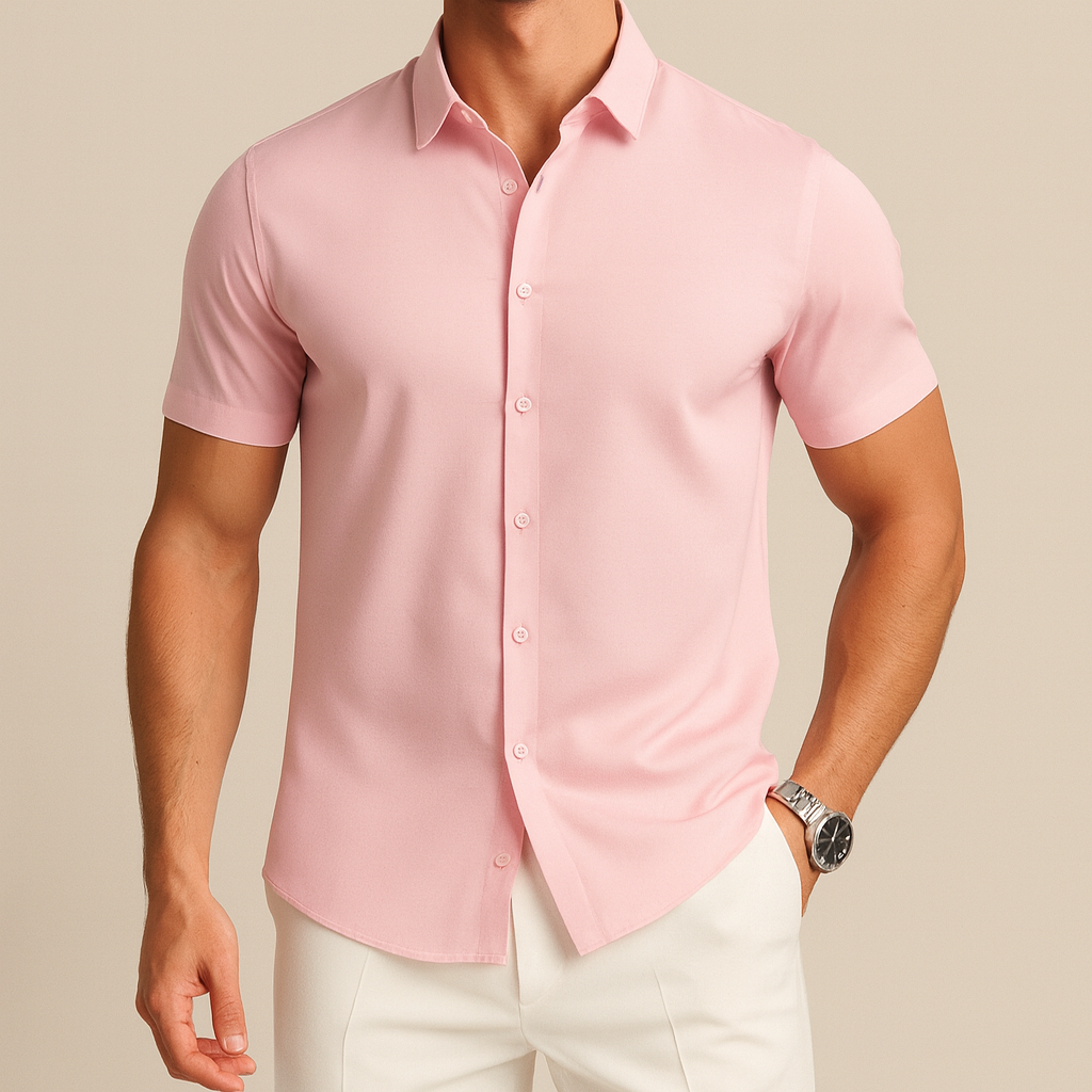 Men's Short Sleeve Shirt with Spread Collar and Slim Fit Button-Up
