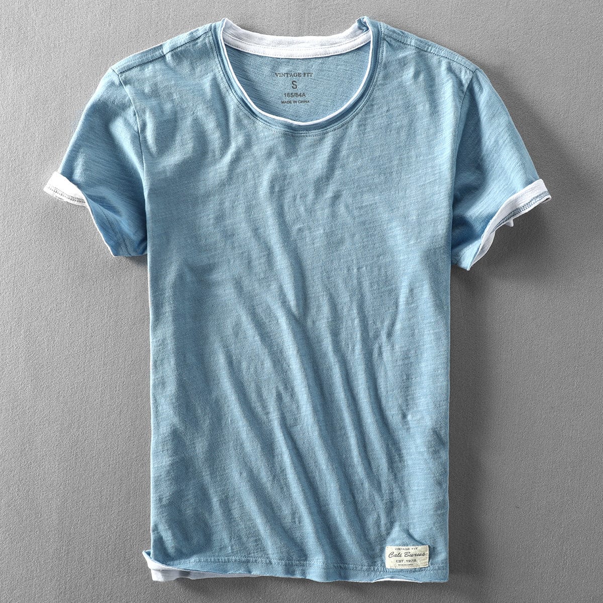 Men's Short Sleeve T-Shirt with Crew Neck and Relaxed Fit