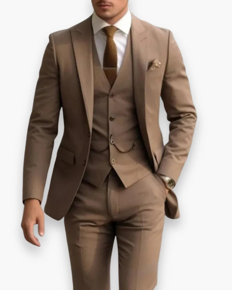 Men's Slim Fit Three-Piece Suit with Waistcoat and Single-Breasted Jacket