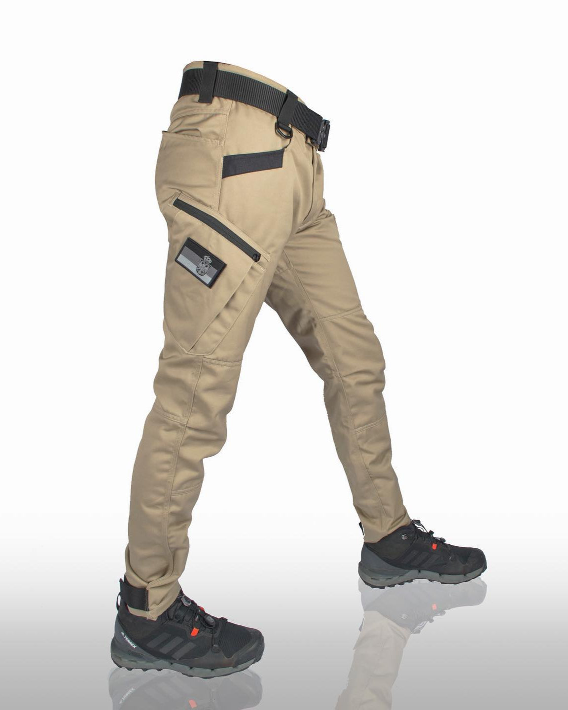 Men's Tactical Cargo Pants with Multi-Pocket Design and Slim Fit