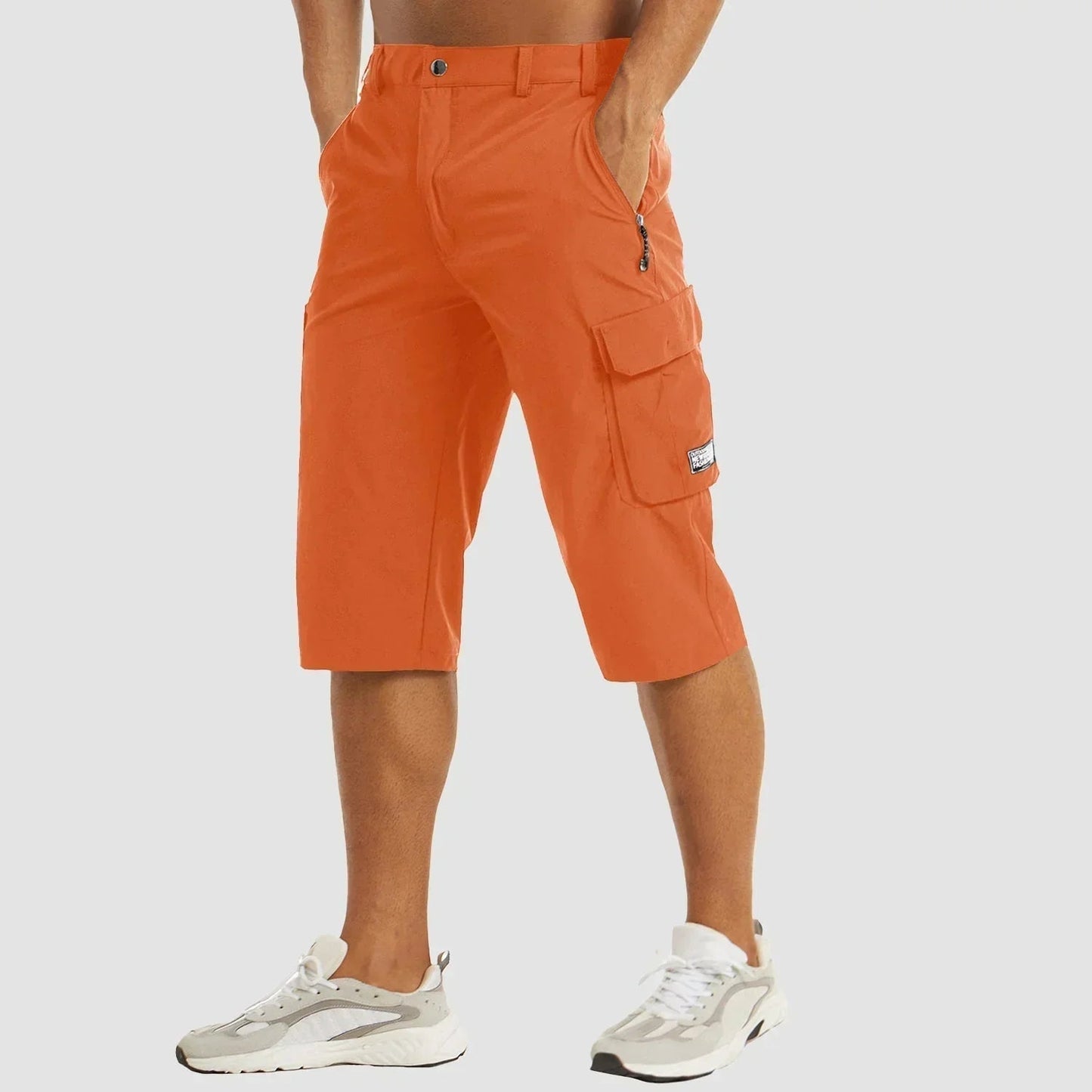 Men's Three-Quarter Cargo Shorts with Multi-Pocket Utility Design