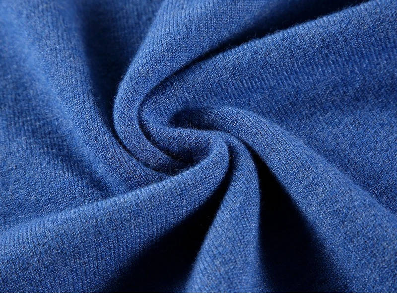 Men's Turtleneck Sweater with Long Sleeves and Slim Fit