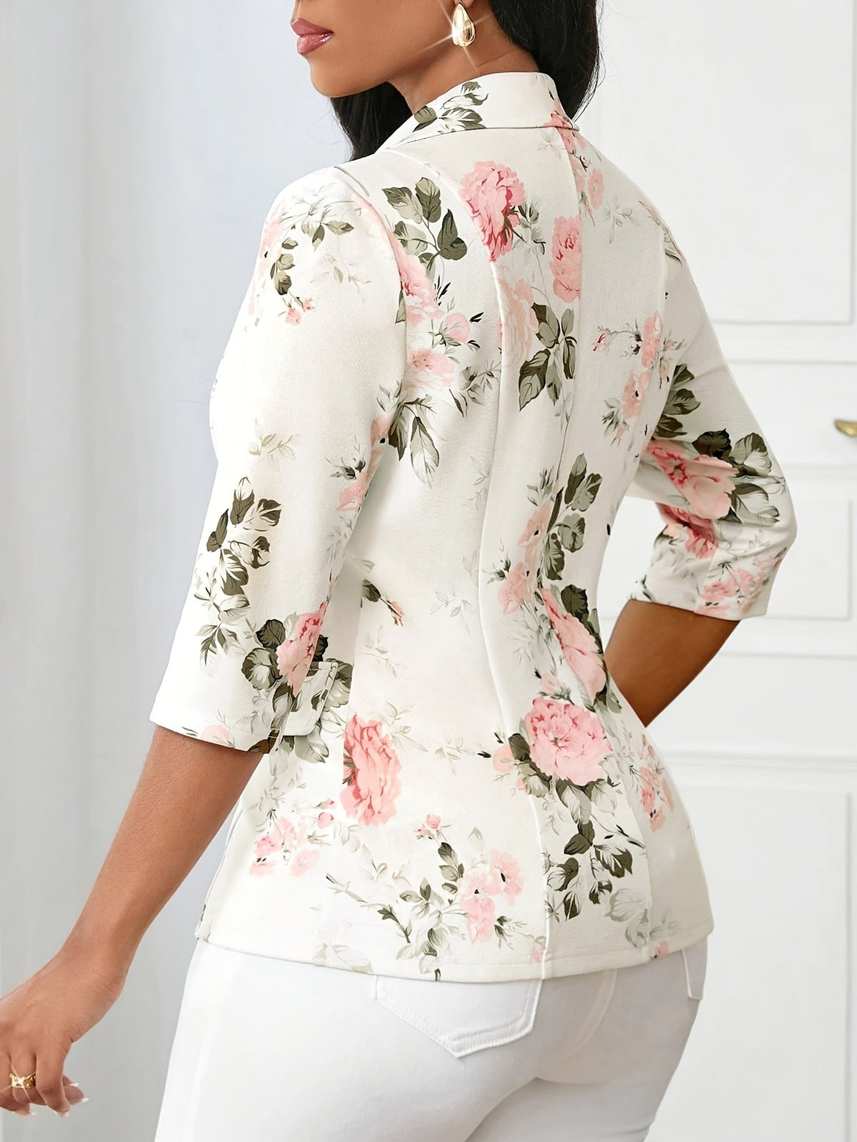 Women's Floral Blazer with Three-Quarter Sleeves and Button Closure