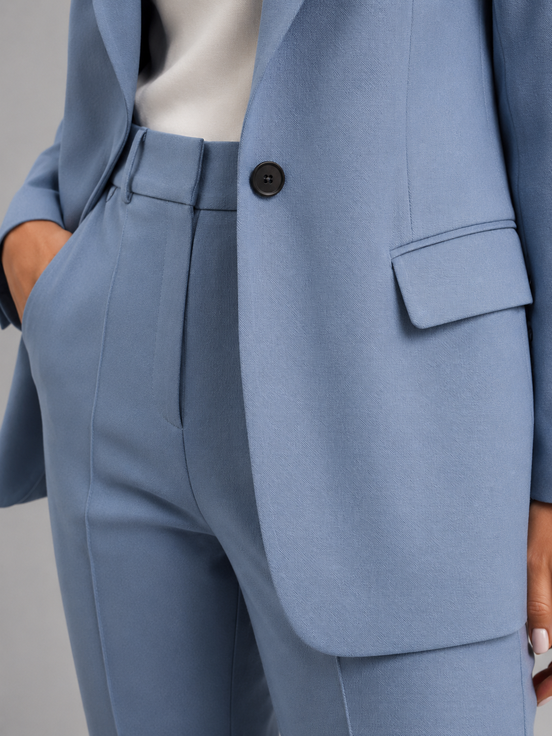 Women's Tailored Blazer and High-Waist Wide-Leg Trousers Suit Set